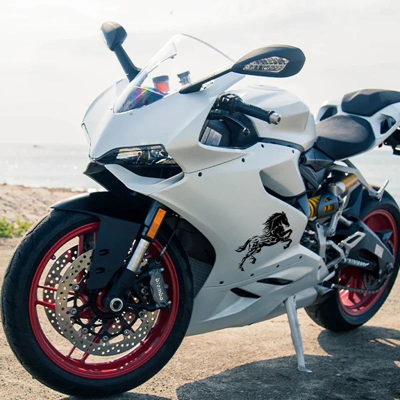 Handsome Horse Waterproof Vinyl Decal Car Accessories Pegatinas Para Coche DIY Car Styling19.5cm*20cm